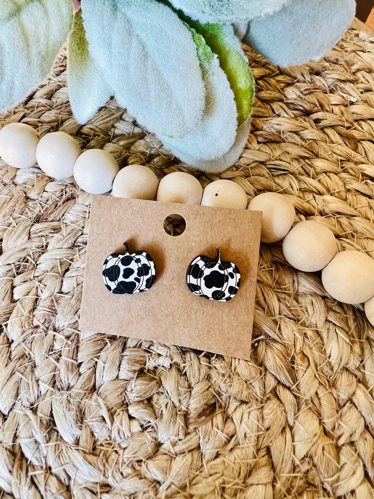 Pumpkin studs