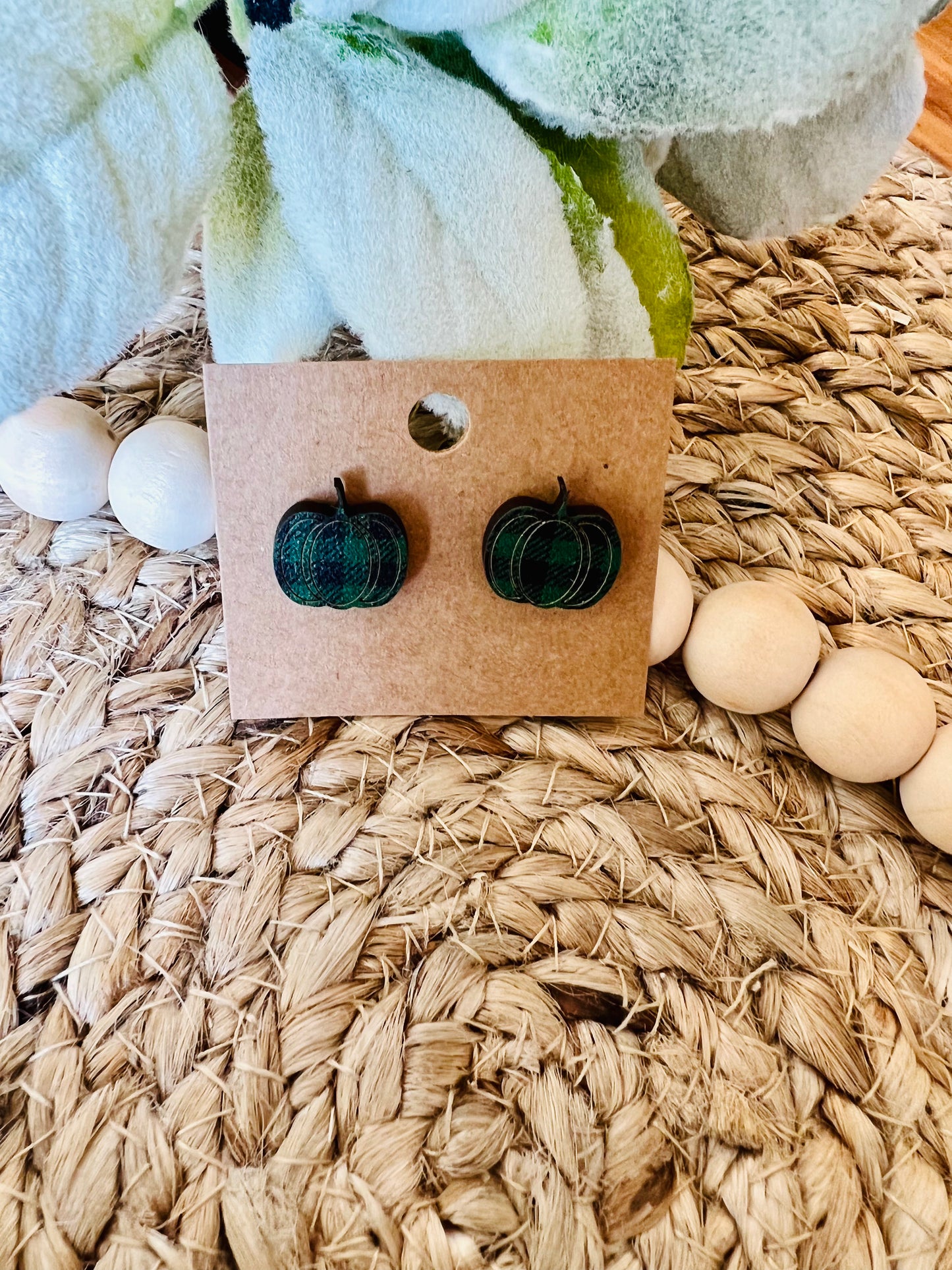 Pumpkin studs